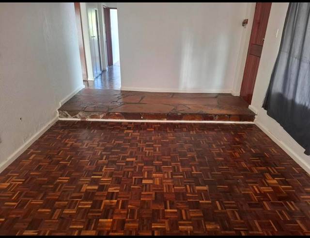 3 BEDROOM PROPERTY TO RENT IN GOODWOOD CENTRAL